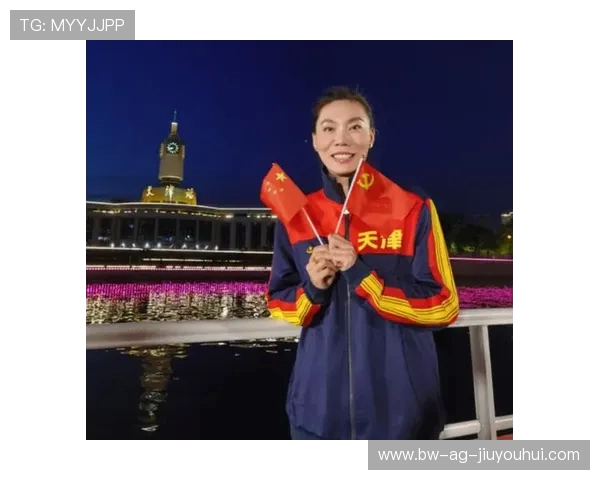 常州足球教练张萍:从草根到专业的成长历程与执教哲学分享